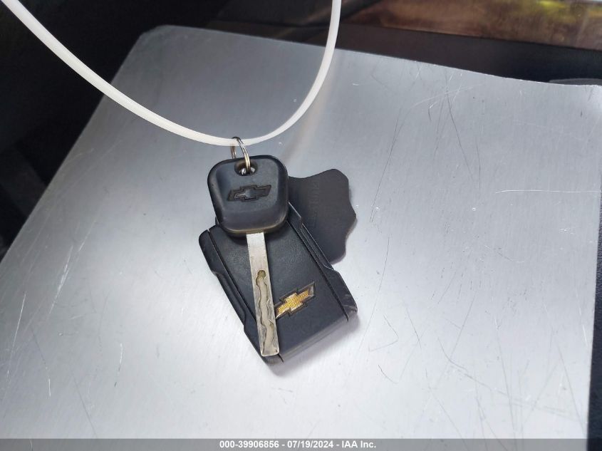 2017 Chevrolet Suburban Lt VIN: 1GNSCHKC1HR215858 Lot: 39906856