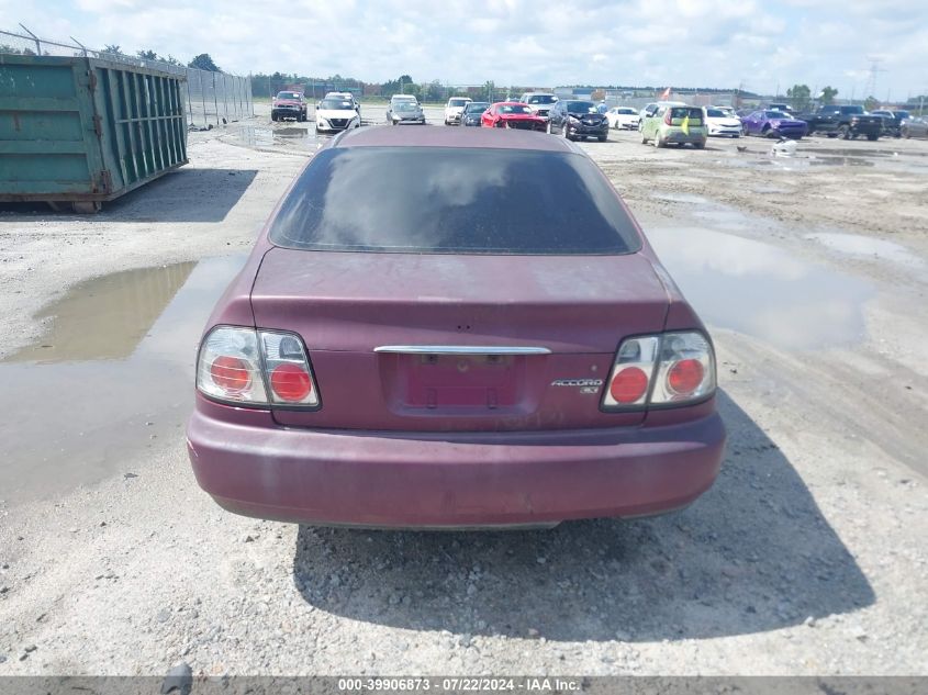 1996 Honda Accord Lx/Ex VIN: 1HGCD5538TA121554 Lot: 39906873