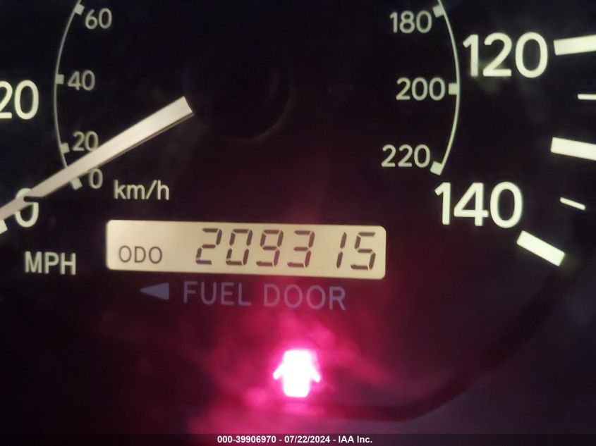 2000 Toyota Camry Le VIN: JT2BG22KXY0461127 Lot: 39906970