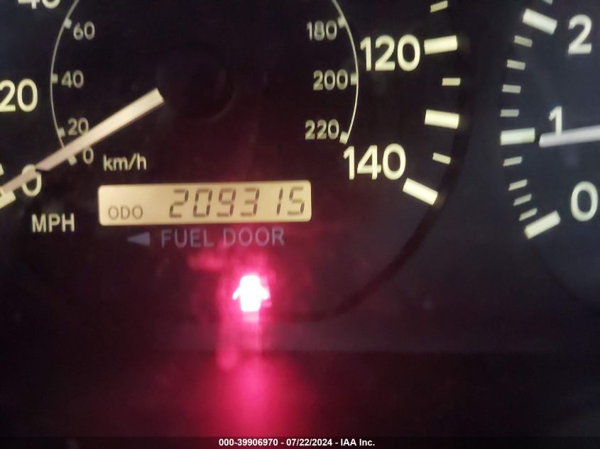 2000 Toyota Camry Le VIN: JT2BG22KXY0461127 Lot: 39906970