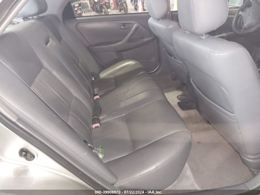 2000 Toyota Camry Le VIN: JT2BG22KXY0461127 Lot: 39906970