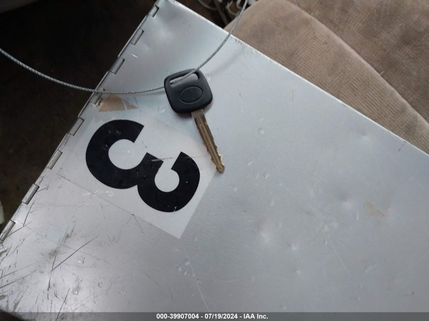 2001 Toyota Sienna Le VIN: 4T3ZF13C51U390298 Lot: 39907004