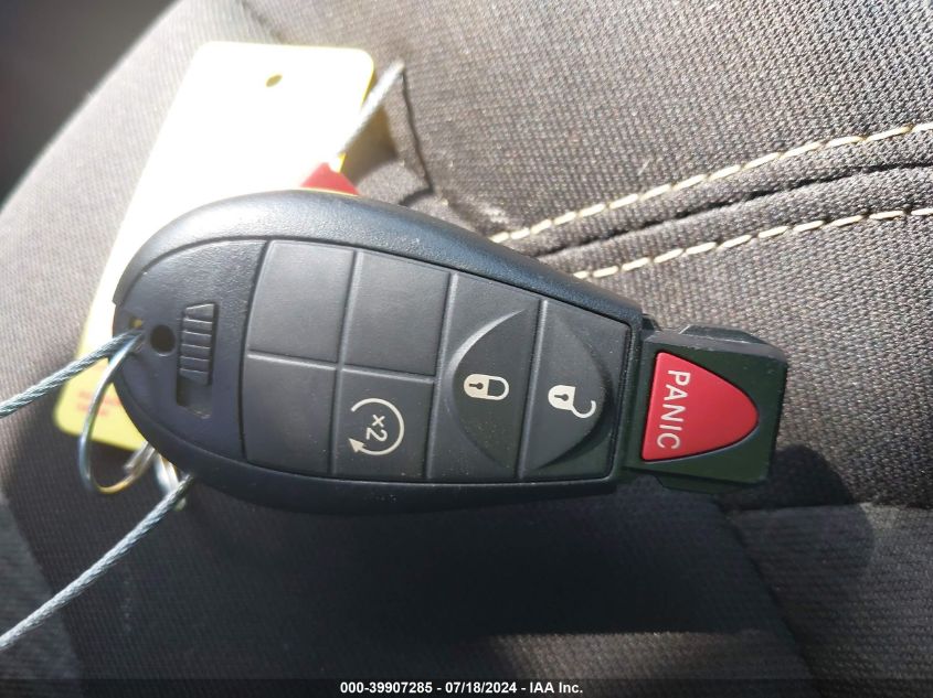 2017 Jeep Cherokee Latitude 4X4 VIN: 1C4PJMCB5HW588194 Lot: 39907285