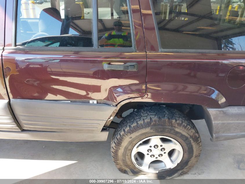 1998 Jeep Grand Cherokee Laredo VIN: 1J4GZ58S0WC106716 Lot: 39907296
