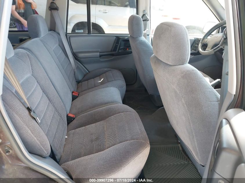 1998 Jeep Grand Cherokee Laredo VIN: 1J4GZ58S0WC106716 Lot: 39907296