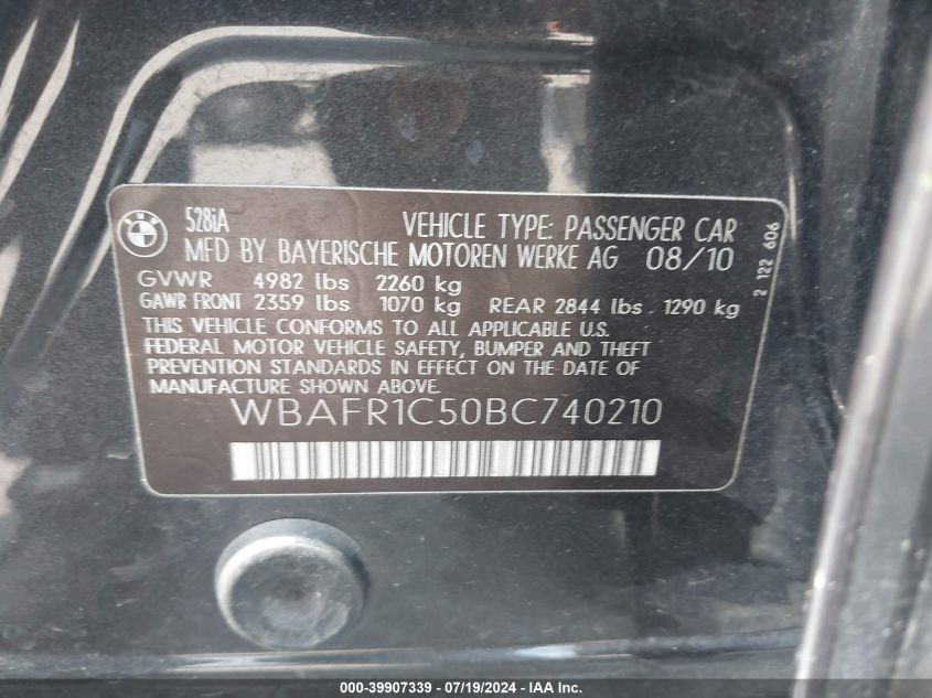 2011 BMW 528I I VIN: WBAFR1C50BC740210 Lot: 39907339