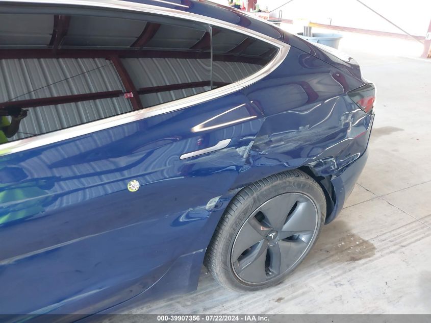 2019 Tesla Model 3 Long Range/Performance VIN: 5YJ3E1EB6KF533408 Lot: 39907356