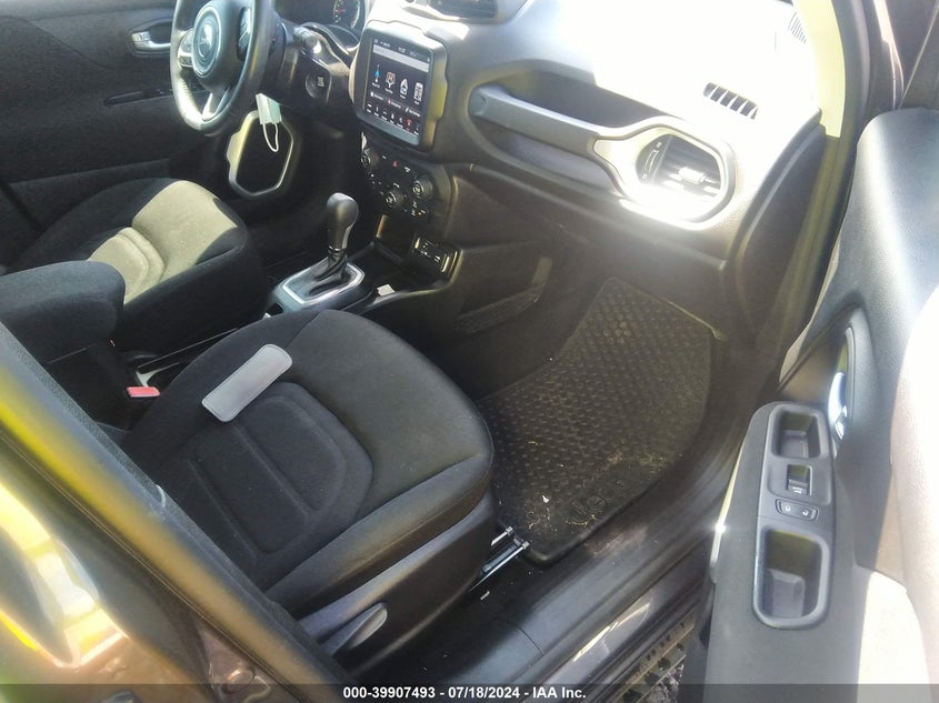 VIN ZACNJABB5KPK38623 2019 JEEP RENEGADE LATITUDE FWD