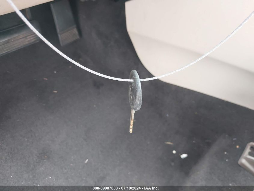 2007 Buick Lacrosse Cxl VIN: 2G4WD582171199717 Lot: 39907838