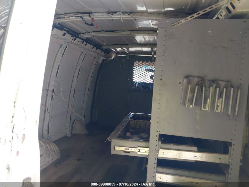 2005 Chevrolet Express VIN: 1GCFG15X251121051 Lot: 39908059