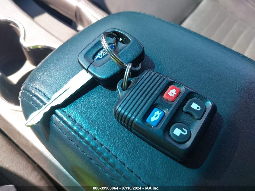 2002 Ford Thunderbird VIN: 1FAHP60A02Y116786 Lot: 39908064