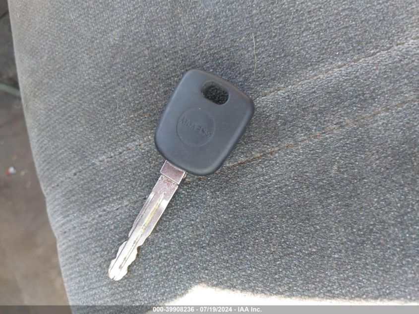 1992 Toyota Camry Le VIN: 4T1SK12E5NU068761 Lot: 39908236