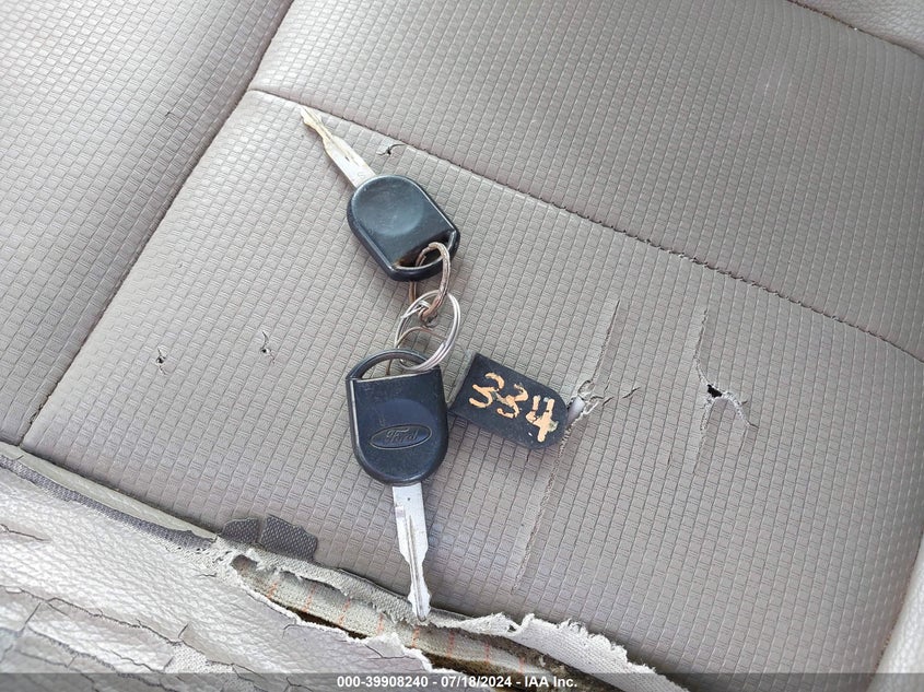 2010 Ford F-150 Stx/Xl/Xlt VIN: 1FTMF1EW4AKA16565 Lot: 39908240