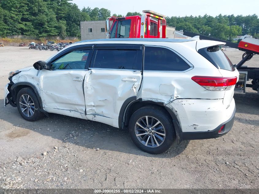 2018 Toyota Highlander Xle VIN: 5TDJZRFH5JS812761 Lot: 39908255