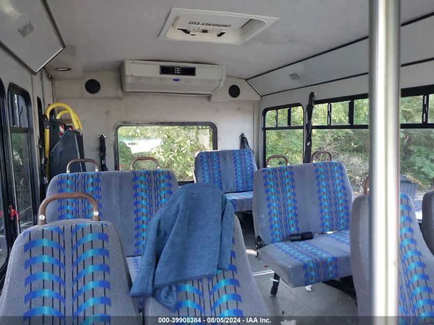 2004 Ford E-350 Cutaway Standard VIN: 1FDWE35L44HB24002 Lot: 39908384