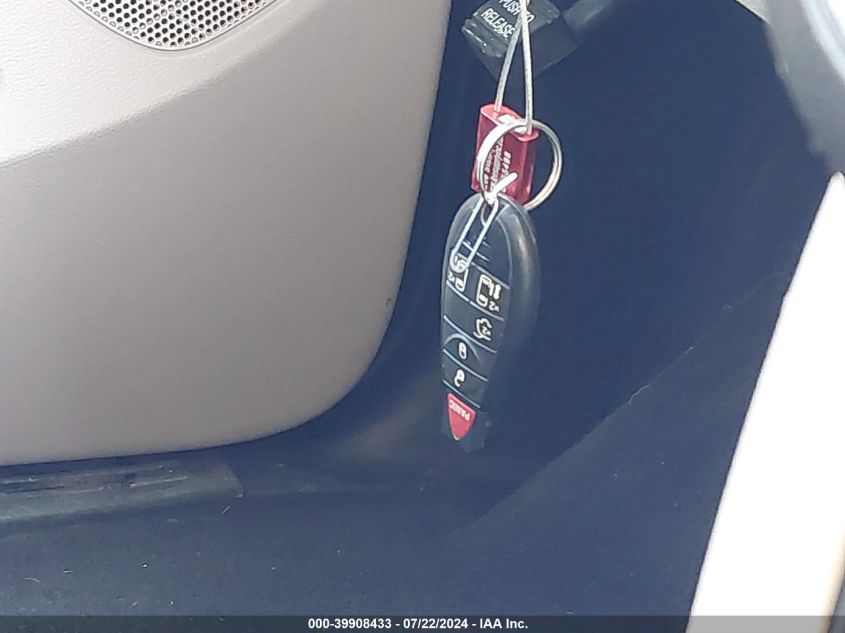 2013 Chrysler Town & Country Touring VIN: 2C4RC1BGXDR821892 Lot: 39908433