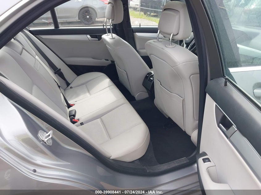 2014 Mercedes-Benz C 250 VIN: WDDGF4HB1EA943029 Lot: 39908441