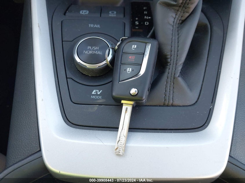 2024 TOYOTA RAV4 HYBRID LE - 4T3LWRFV1RU123138