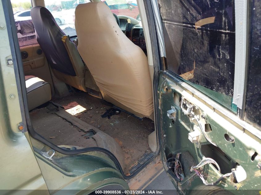 2000 Land Rover Discovery Series Ii Cloth/Series Ii Leather VIN: SALTY1245YA244849 Lot: 39908536