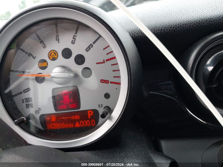 2009 Mini Cooper S Clubman VIN: WMWMM33599TP93080 Lot: 39908601