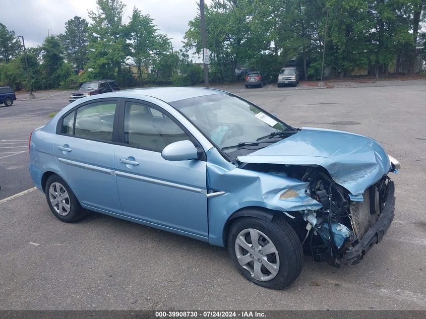 2008 Hyundai Accent Gls VIN: KMHCN46C78U268969 Lot: 39908730