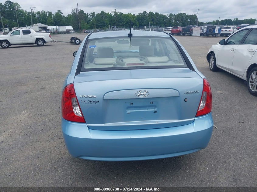 2008 Hyundai Accent Gls VIN: KMHCN46C78U268969 Lot: 39908730