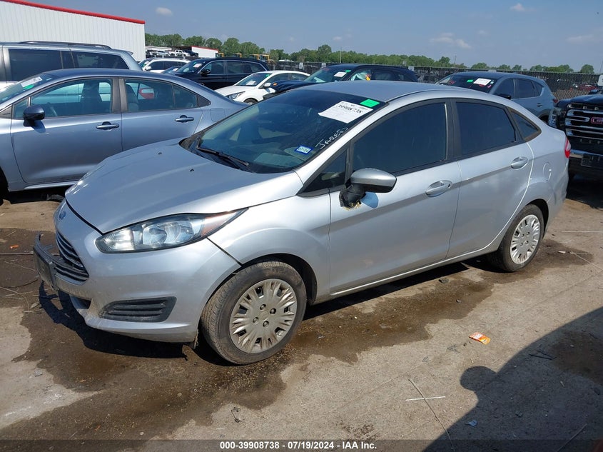 VIN 3FADP4AJ7JM134701 2018 FORD FIESTA S