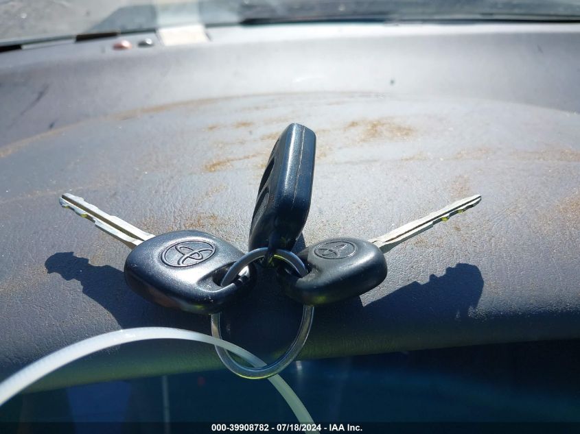 2001 Toyota Sienna Xle VIN: 4T3ZF13C61U389368 Lot: 39908782