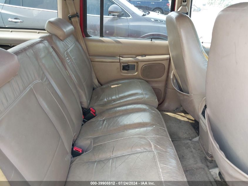 2000 Ford Explorer Eddie Bauer VIN: 1FMZU74E5YZC65395 Lot: 39908812