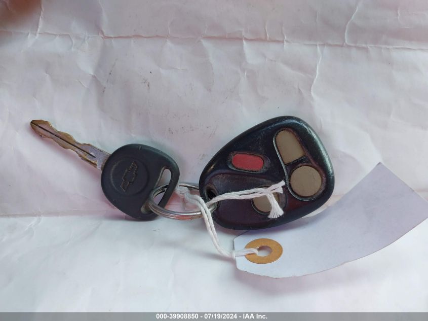 2004 Chevrolet Astro VIN: 1GCDM19X04B117955 Lot: 39908850