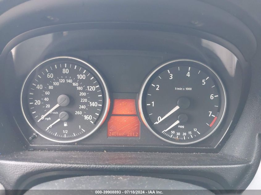 2006 BMW 325I VIN: WBAVB13576PS64469 Lot: 39908893