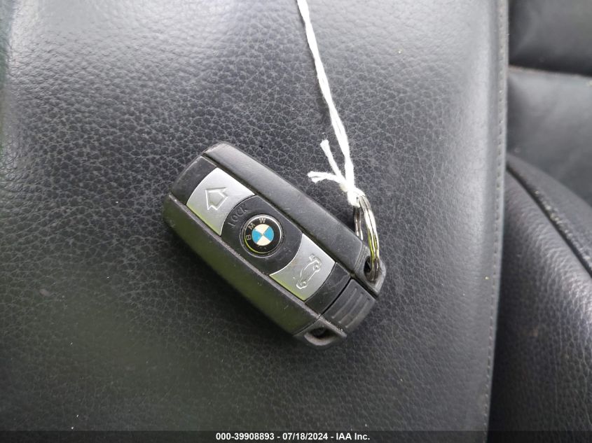 2006 BMW 325I VIN: WBAVB13576PS64469 Lot: 39908893