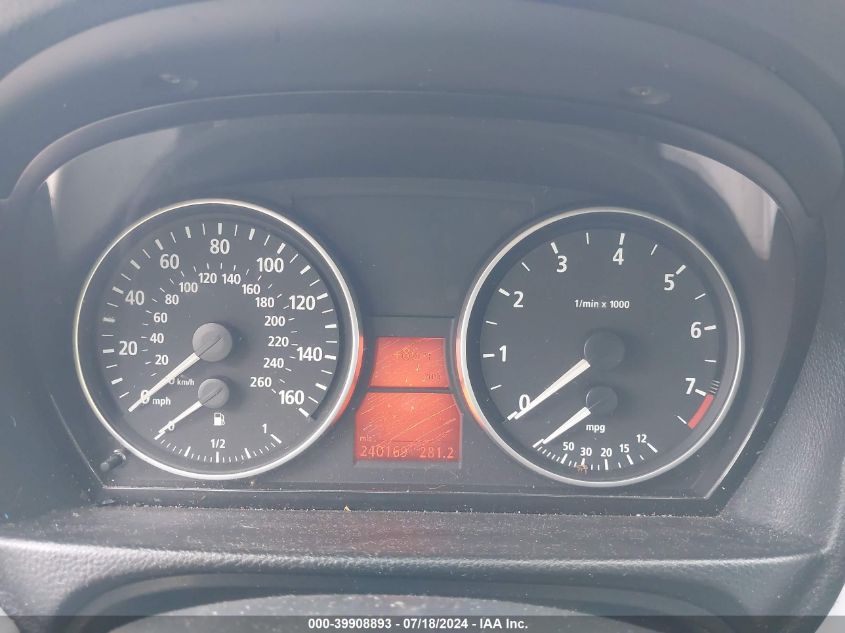 2006 BMW 325I VIN: WBAVB13576PS64469 Lot: 39908893