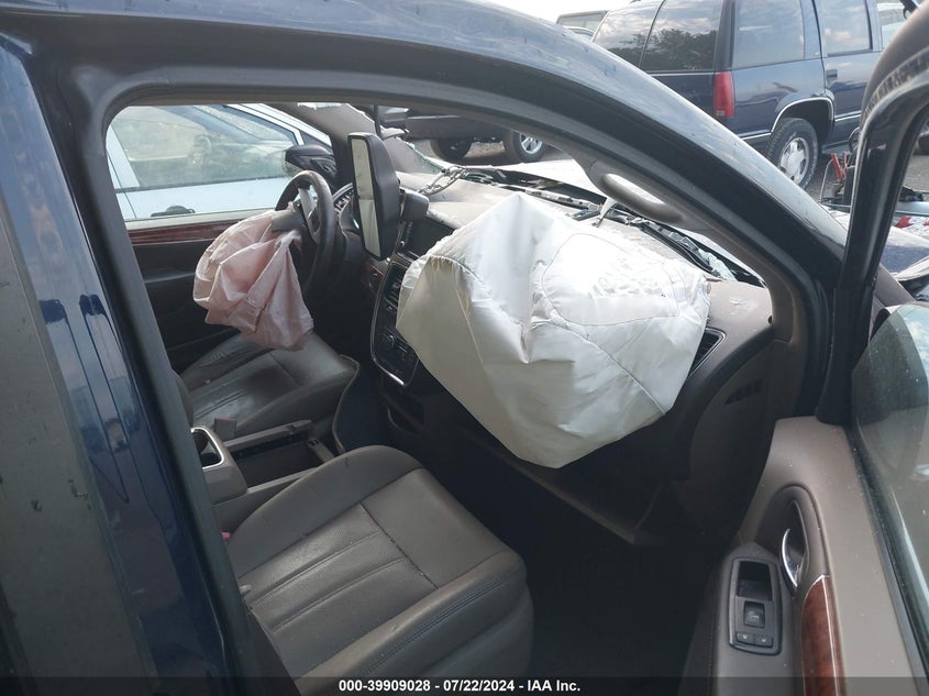 2015 CHRYSLER TOWN & COUNTRY TOURING-L - 2C4RC1CG5FR573861