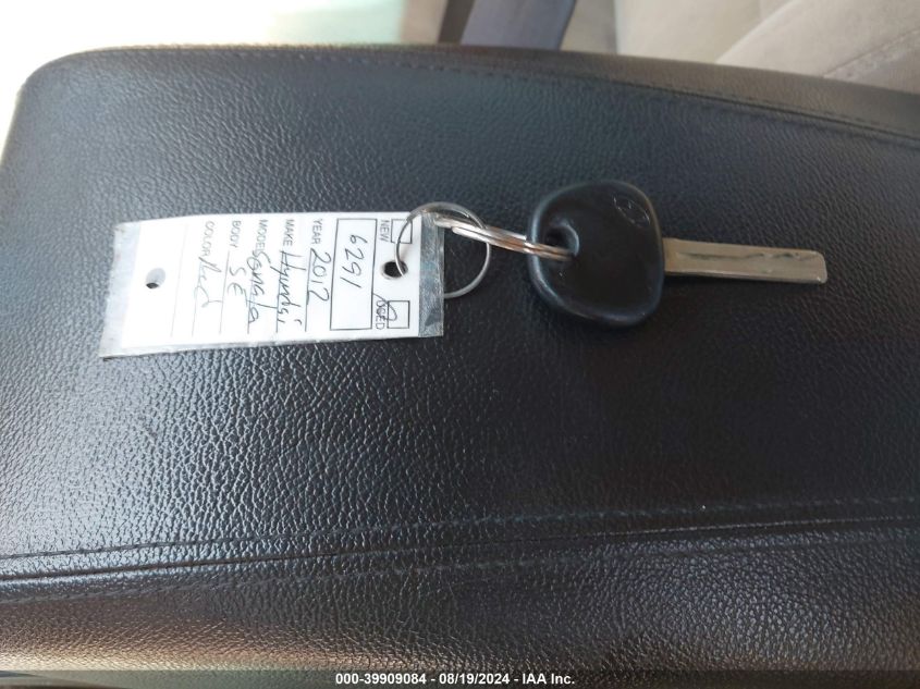 5NPEB4AC5CH379374 2012 Hyundai Sonata Gls