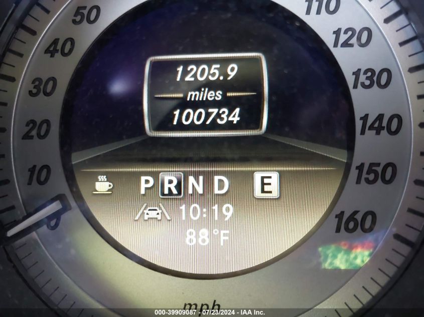 2012 Mercedes-Benz C 300 VIN: WDDGF8BB5CA640820 Lot: 39909087