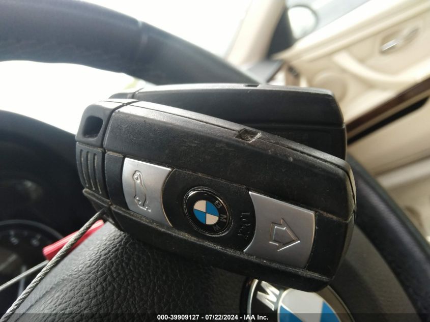 2007 BMW 328Xi VIN: WBAWC33537PD06427 Lot: 39909127