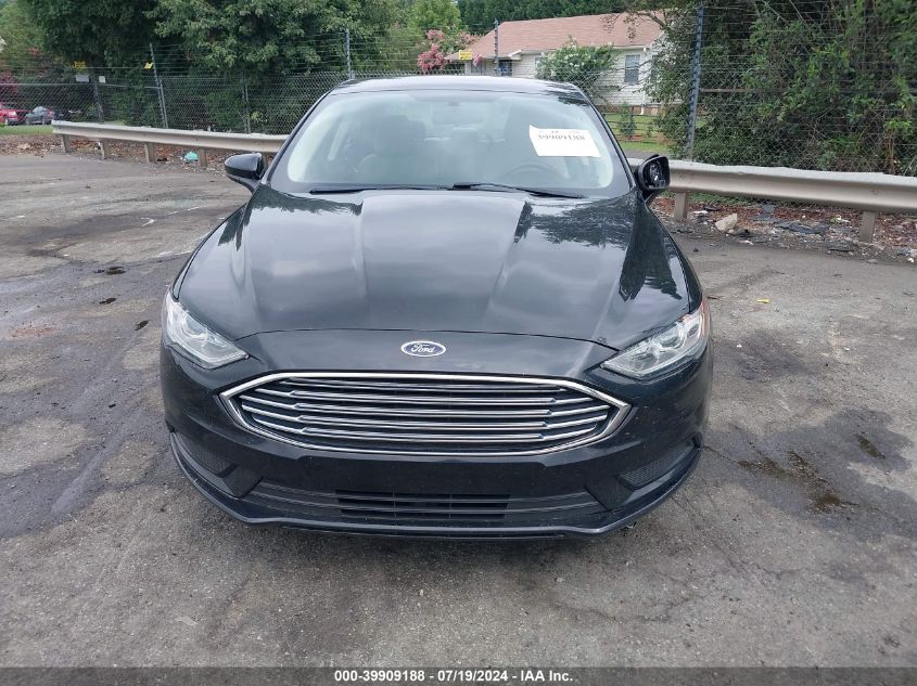 2017 Ford Fusion S VIN: 3FA6P0G71HR358198 Lot: 39909188