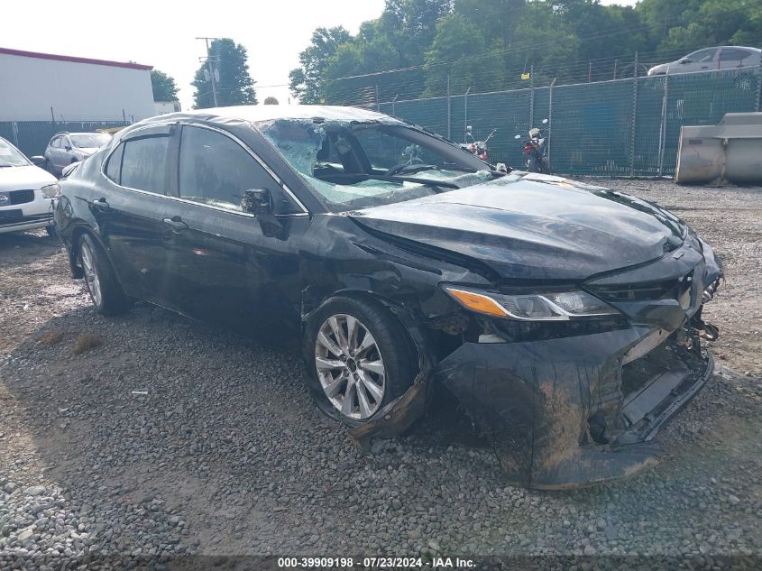 4T1B11HKXJU073514 2018 TOYOTA CAMRY - Image 1