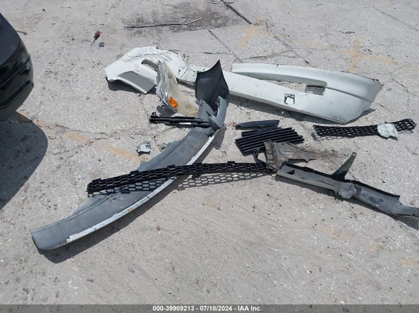 2004 Scion Xb VIN: JTLKT324940169106 Lot: 39909213