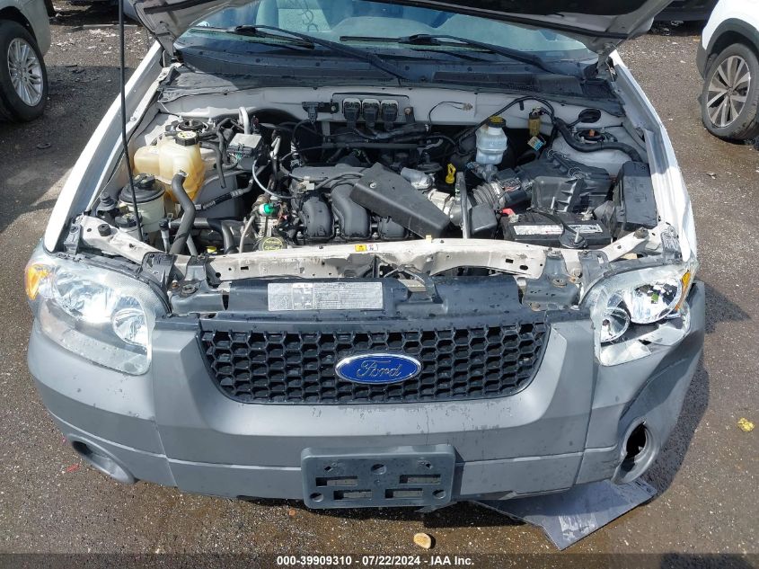 2005 Ford Escape Xlt VIN: 1FMYU03175KB08862 Lot: 39909310