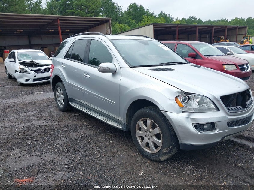 2007 Mercedes-Benz Ml 350 4Matic VIN: 4JGBB86EX7A249443 Lot: 39909344