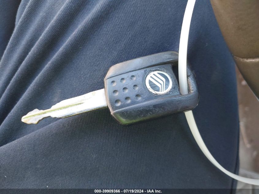 2010 Mercury Grand Marquis Ls (Fleet Only) VIN: 2MEBM7FV9AX636359 Lot: 39909366