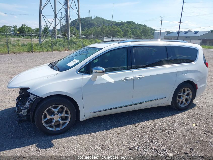 2017 Chrysler Pacifica Limited VIN: 2C4RC1GGXHR744553 Lot: 39909407