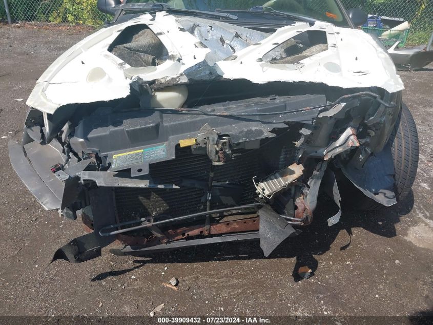 2002 Ford Mustang VIN: 1FAFP40422F106827 Lot: 39909432