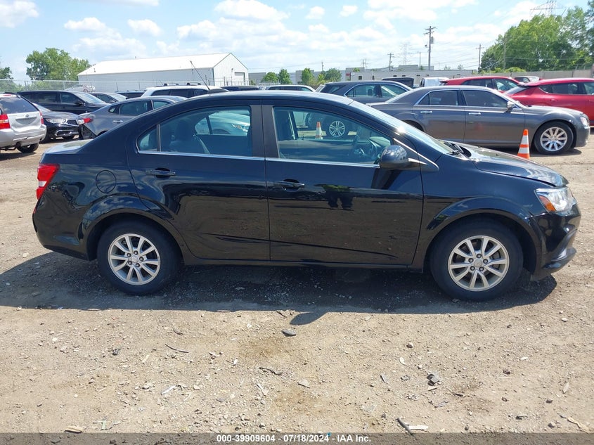 2018 Chevrolet Sonic Lt Auto VIN: 1G1JD5SH6J4109686 Lot: 39909604