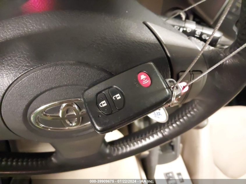 2010 Toyota Rav4 Limited V6 VIN: JTMDK4DV0A5087203 Lot: 39909675