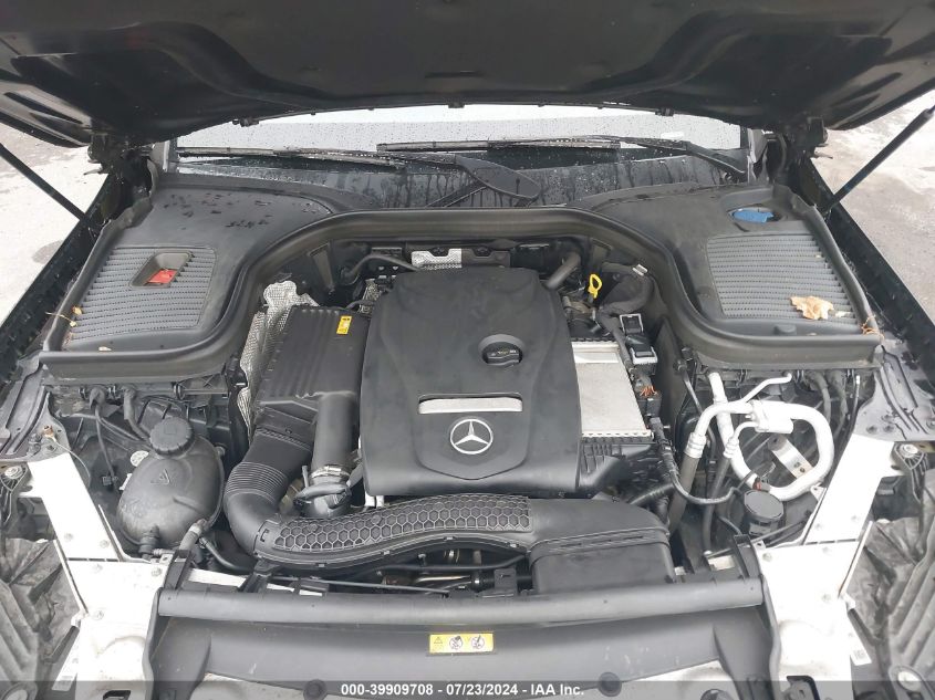 WDC0G4KB6JV101107 2018 Mercedes-Benz Glc 300 4Matic