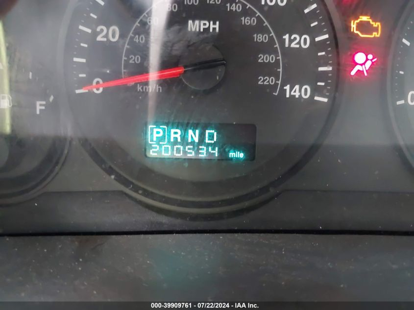 2005 Jeep Grand Cherokee Laredo VIN: 1J4GR48K55C563871 Lot: 39909761