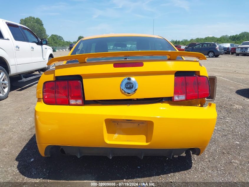2008 Ford Mustang Gt Deluxe/Gt Premium VIN: 1ZVHT82H185128075 Lot: 39909888